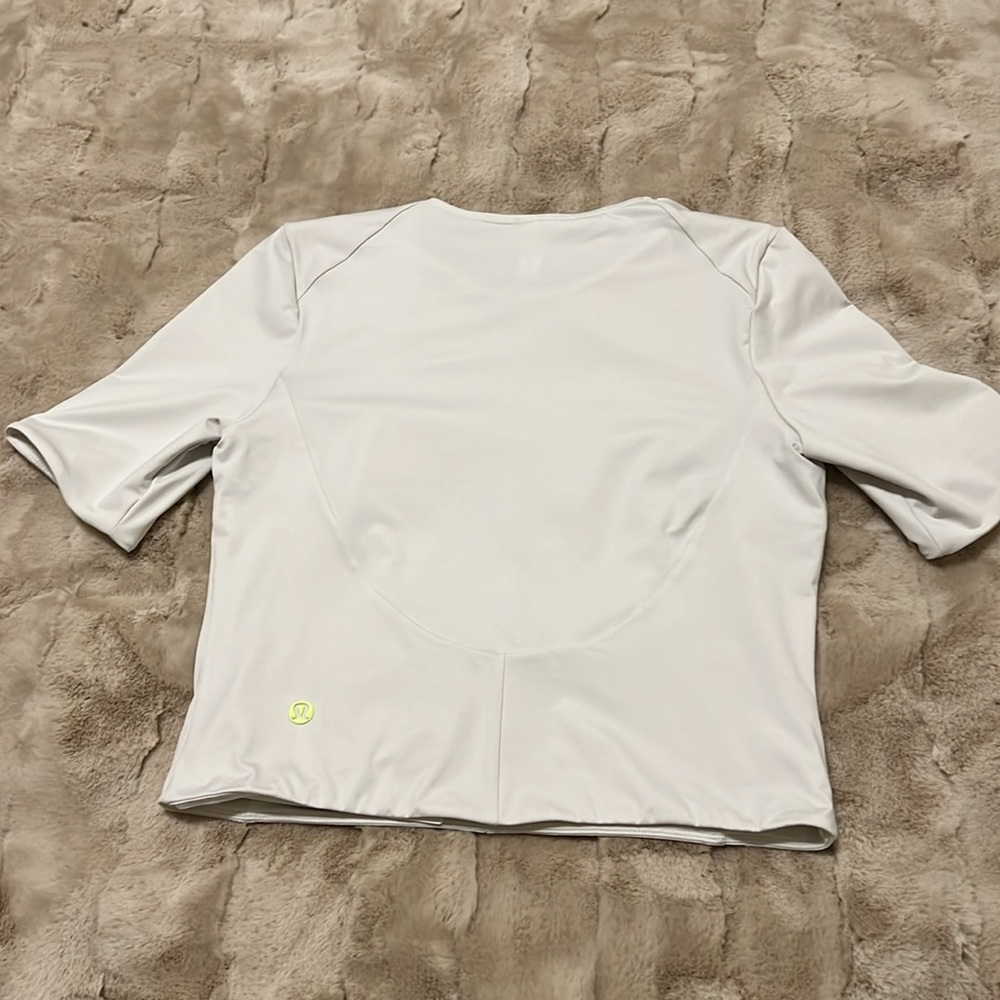 Lululemon Tight-Fit Lined T-Shirt - Picture 10 of 10